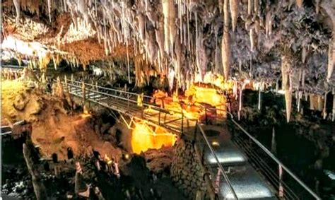 cuevas tarragona|Descubre las fascinantes cuevas de Tarragona y su magia oculta。